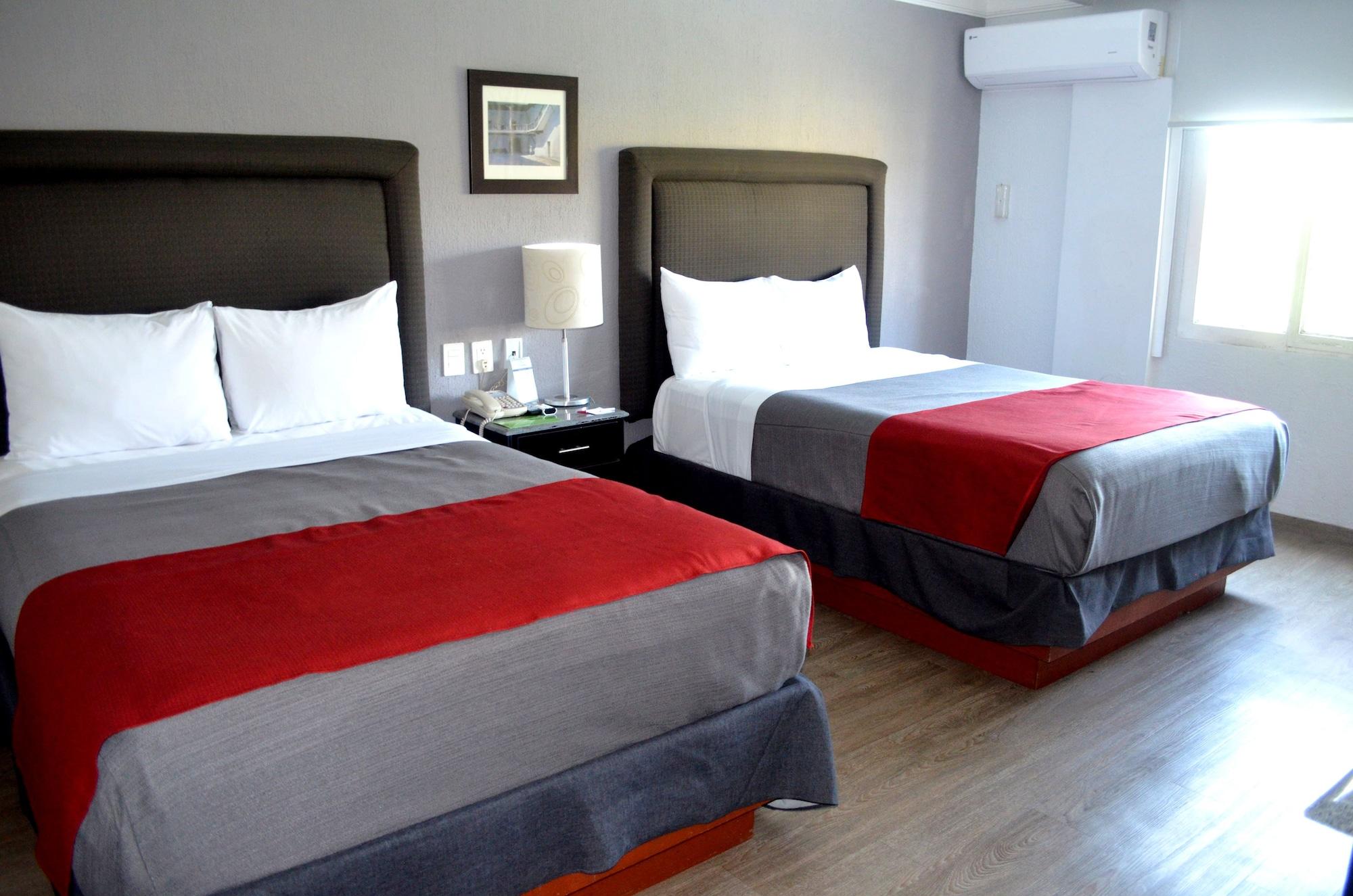 קרטרו Plaza Camelinas Hotel מראה חיצוני תמונה