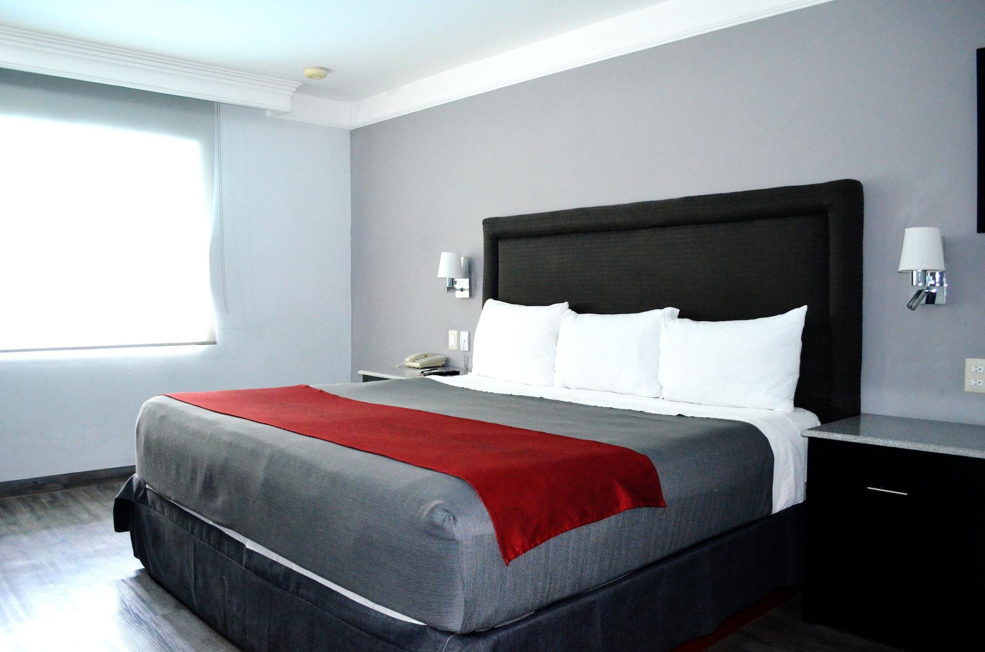 קרטרו Plaza Camelinas Hotel מראה חיצוני תמונה