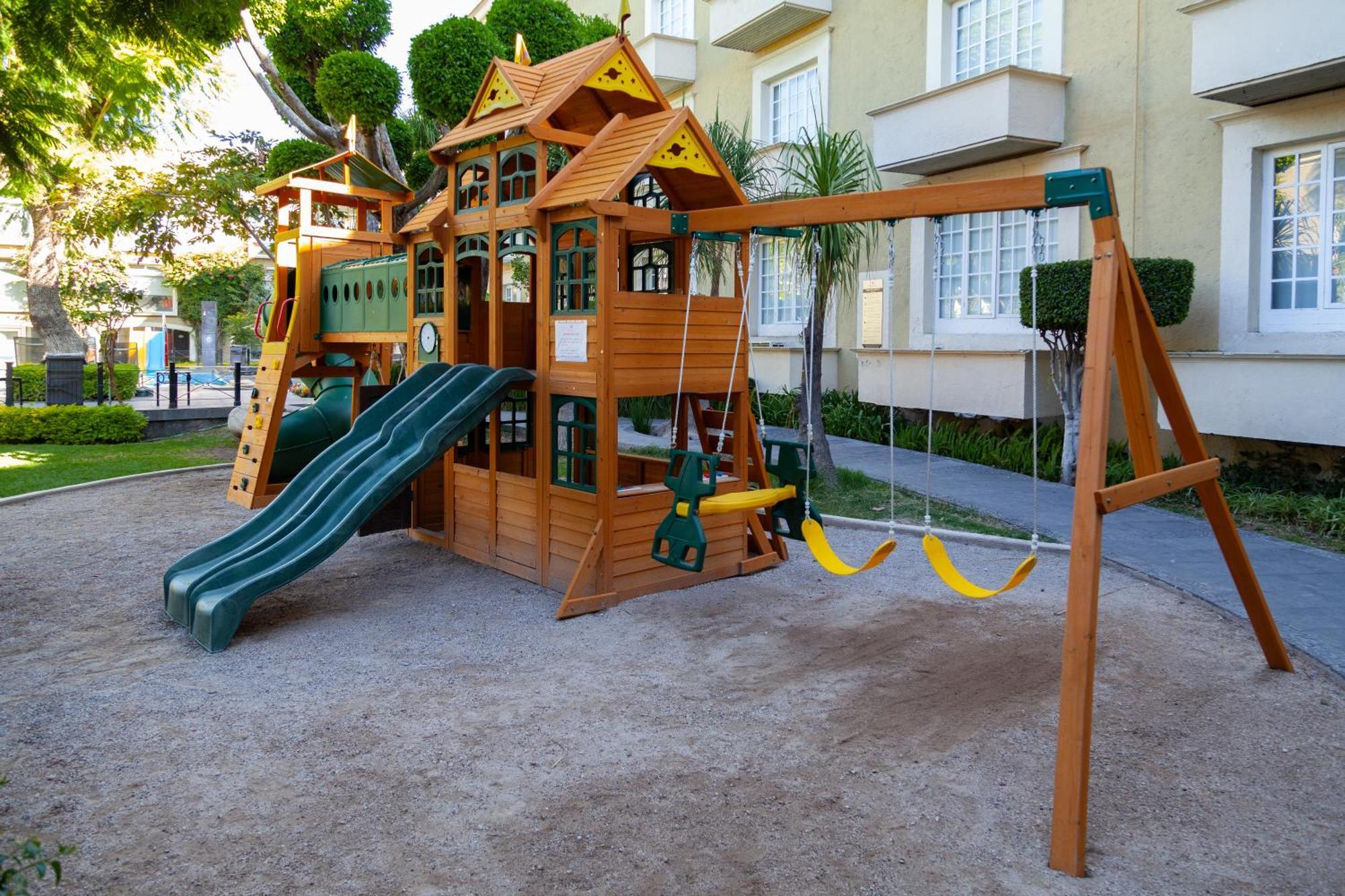 קרטרו Plaza Camelinas Hotel מראה חיצוני תמונה