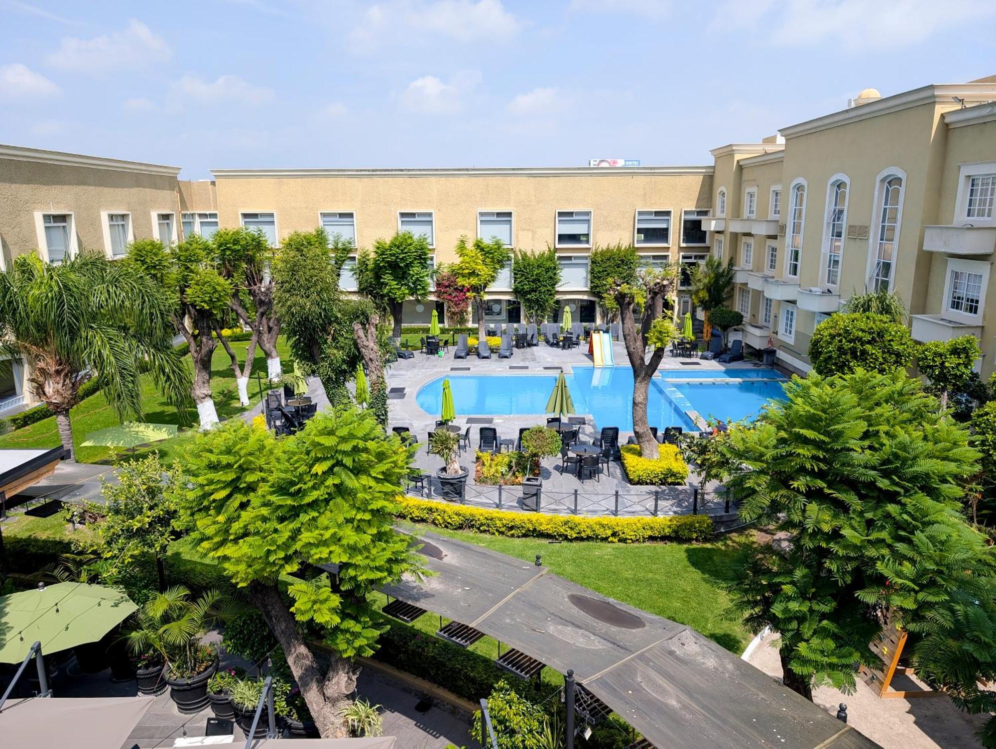 קרטרו Plaza Camelinas Hotel מראה חיצוני תמונה