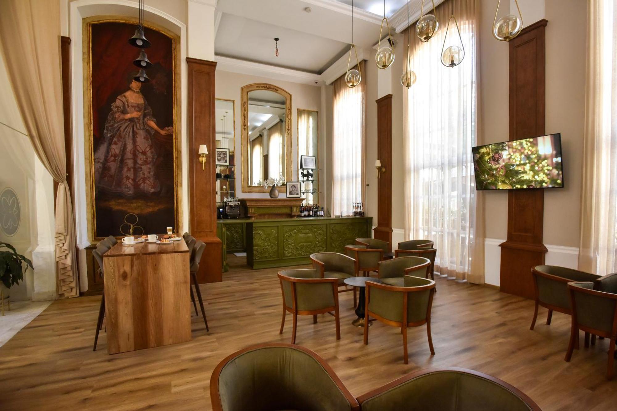 קרטרו Plaza Camelinas Hotel מראה חיצוני תמונה