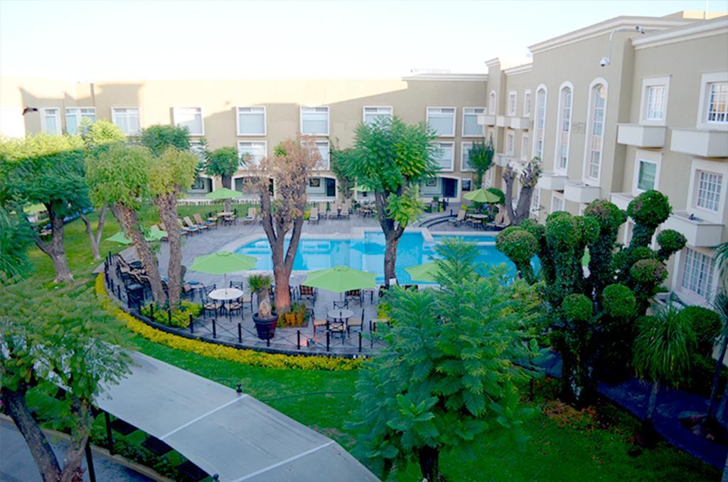 קרטרו Plaza Camelinas Hotel מראה חיצוני תמונה